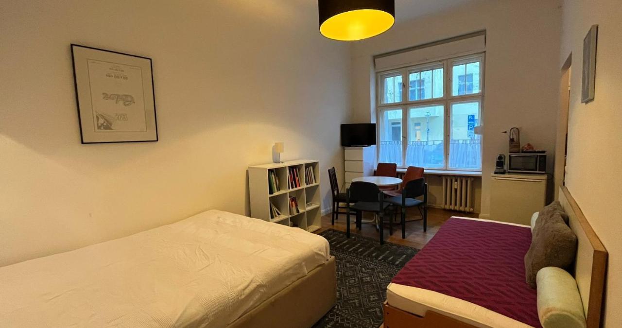 Central, Charming Studio For Up To 3 People In Historic Building Appartement Berlin